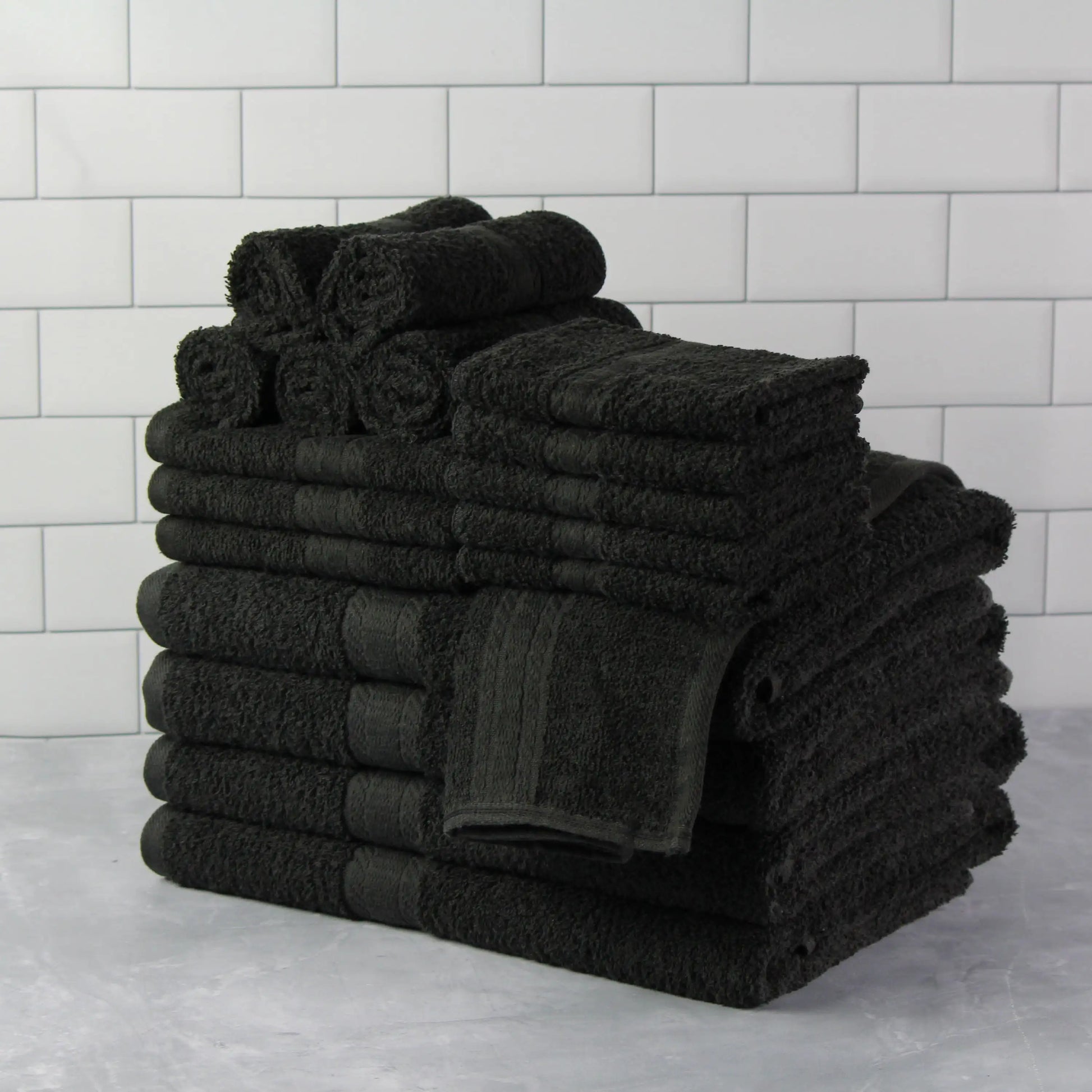 Solid 18-Piece Bath Towel Set - Mark Enterprise Global 		